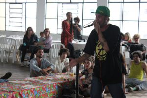 Gaspar, MC do Z'África Brasil. (Foto: Thiago Borges / Periferia em Movimento)